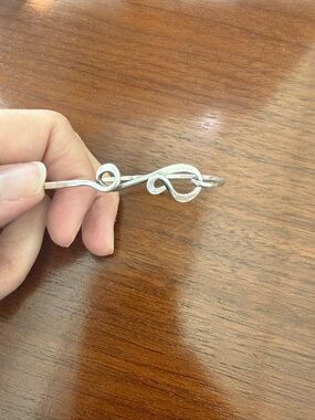 Vintage Hammond Handcrafted Sterling Silver Swirl + Hook Closure Bangle
